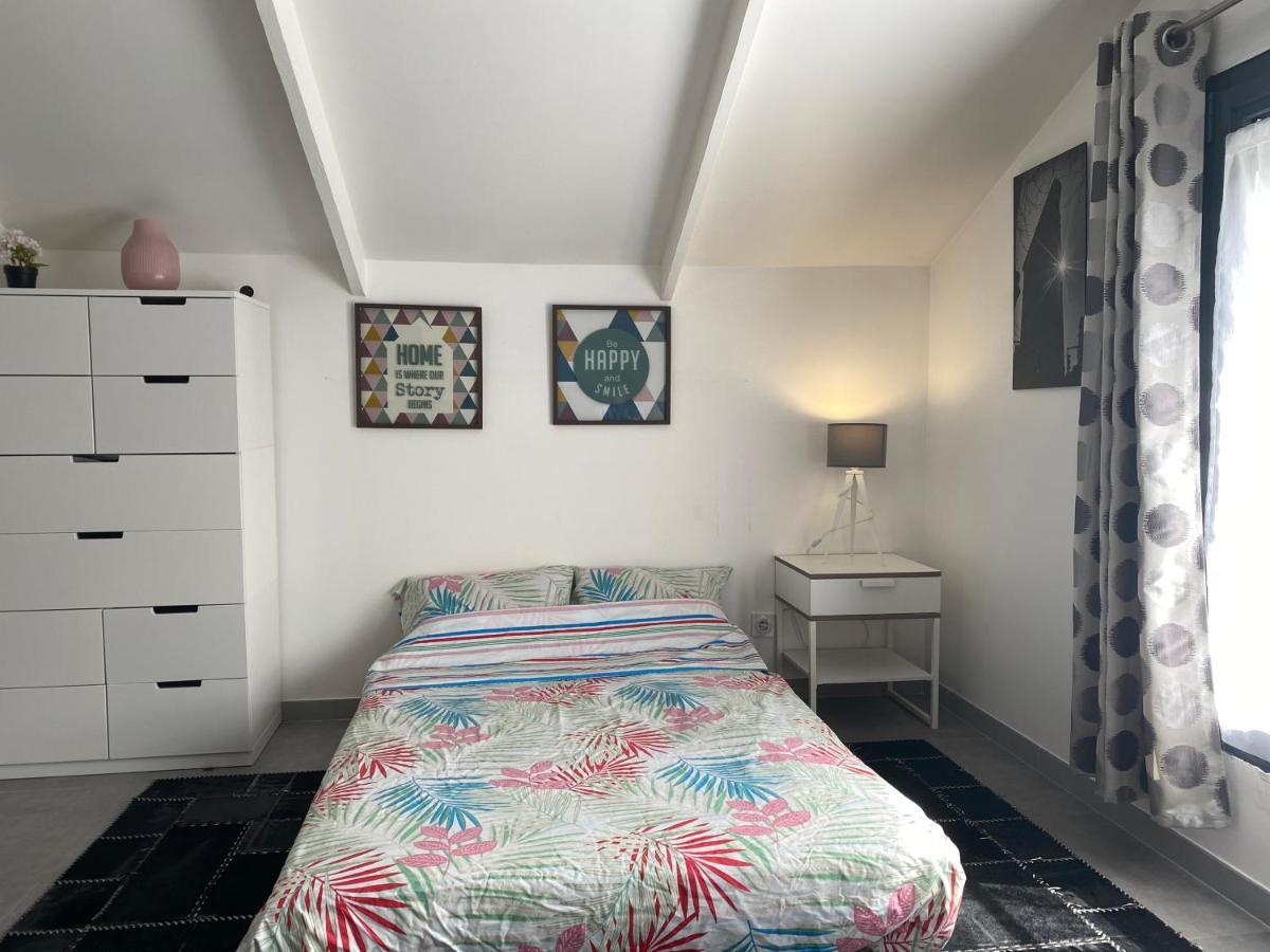Trendy Studios Tassin Екстер'єр фото