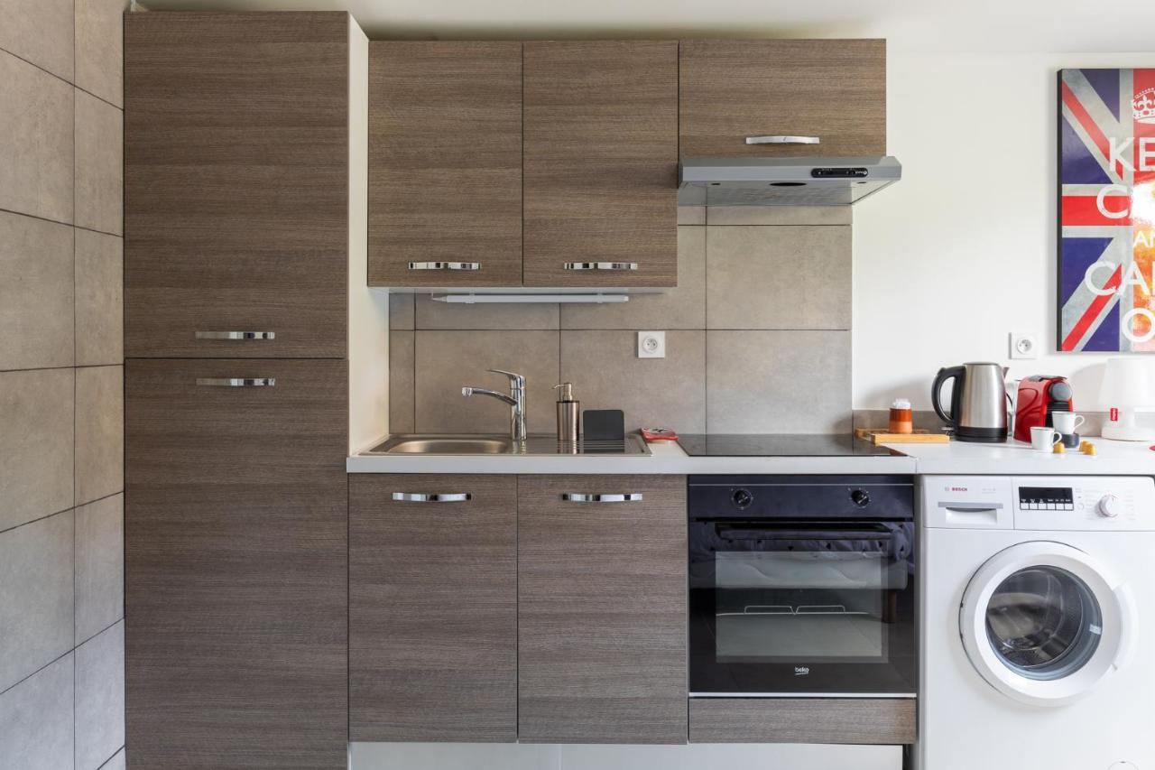 Trendy Studios Tassin Екстер'єр фото