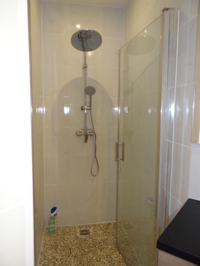 Trendy Studios Tassin Екстер'єр фото