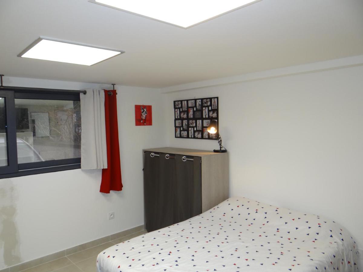 Trendy Studios Tassin Екстер'єр фото