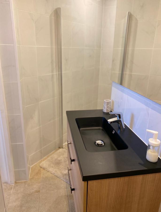 Trendy Studios Tassin Екстер'єр фото